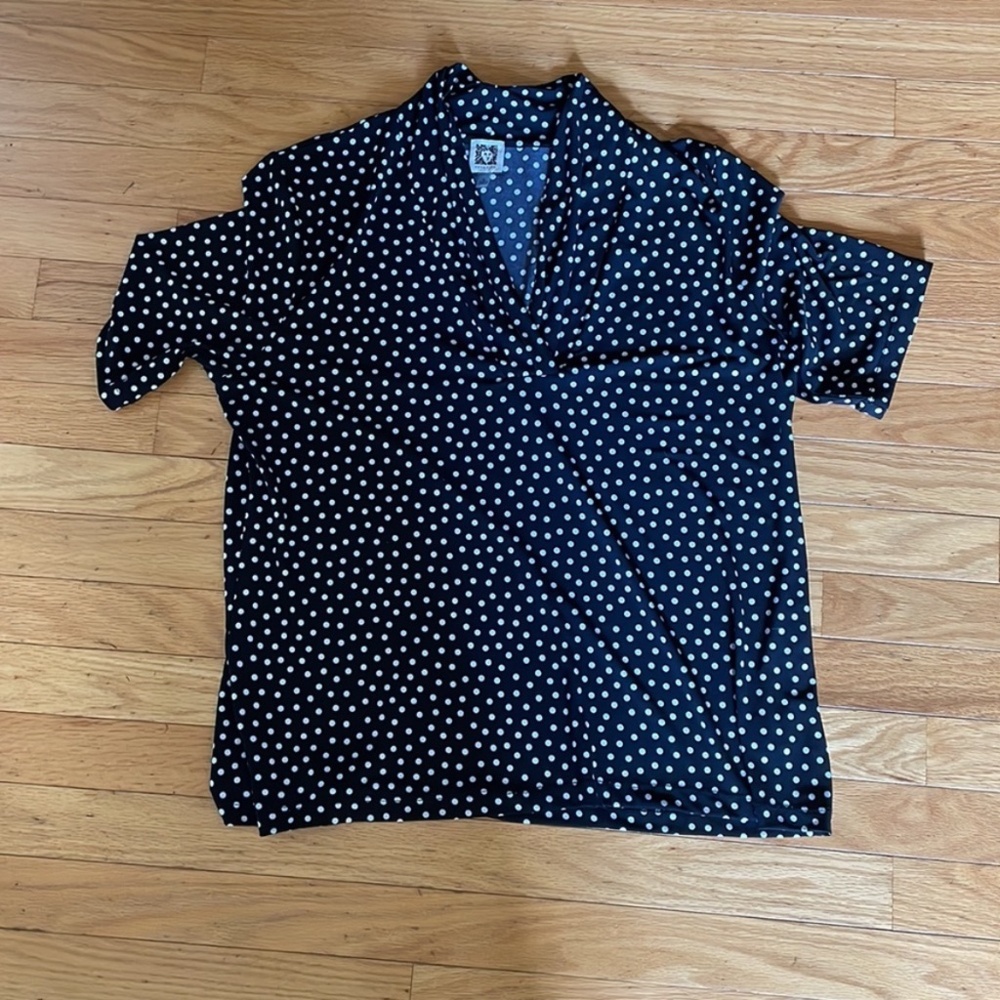 Anne Klein classic polka dot top